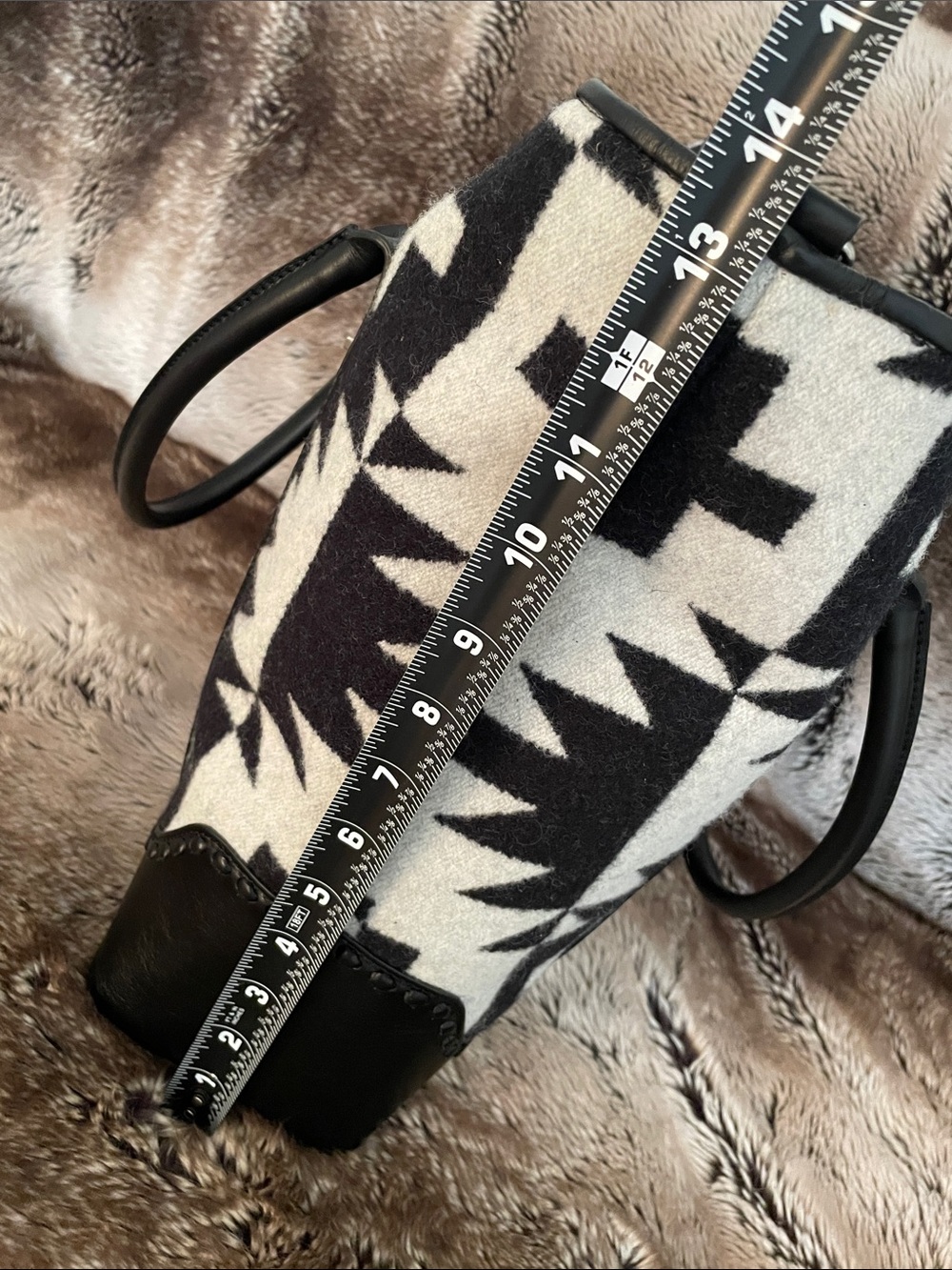 LUCCHESE X PENDLETON SPIDER ROCK TOTE - Picture 7 of 15